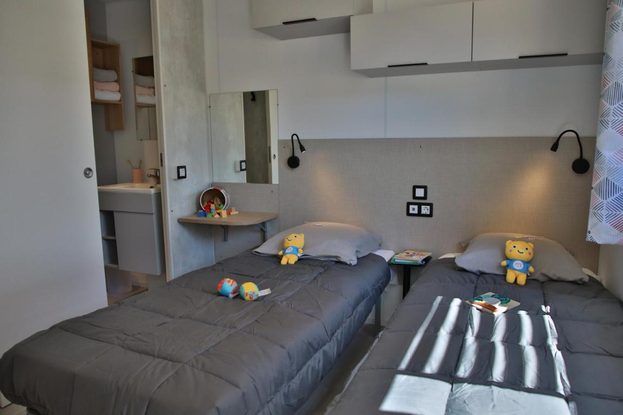 Camping Maeva Respire Le Village Perrosien Exterior photo