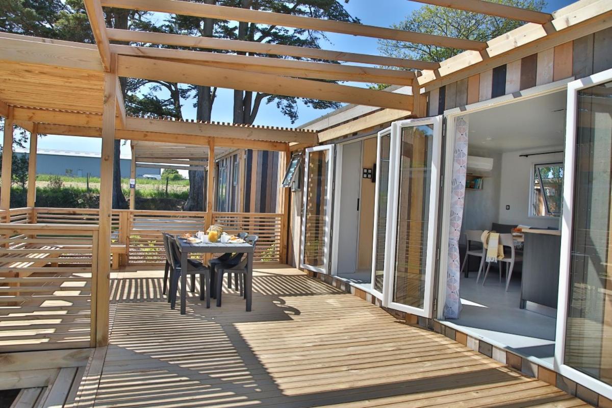 Camping Maeva Respire Le Village Perrosien Exterior photo